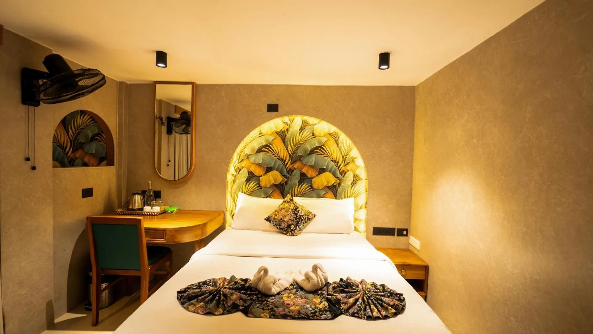 Lilac Hills Resort Pirmed India